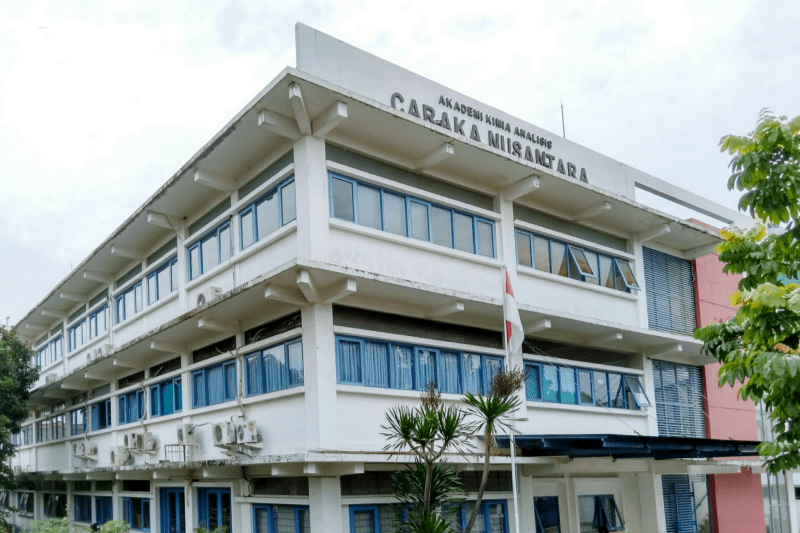 FASILITAS KAMPUS AKA CARAKA - AKADEMI KIMIA ANALIS CARAKA NUSANTARA
